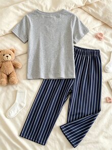 SHEIN 男童深灰色可愛熊圖案短袖上衣與全格紋長褲休閒兩件式居家服套裝 - 彩色 - 查看 3