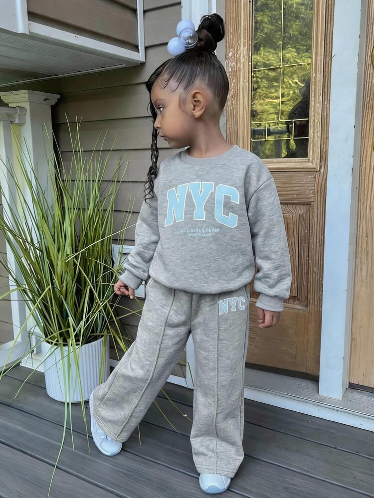 Young Girl Casual Heart Print Knit Solid Color Loose Drop Shoulder Long Sleeve Autumn Winter Sweatshirt & Pleated Wide Leg Sweatpants Set - Light Grey - View 4