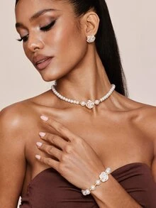 Valisandre 1 Set Women's Jewelry Set, Faux Pearl Flower Necklace, Fashion Bracelet, Classic Retro Luxury Earrings, Suitable For Formal Occasions - White - View 4
