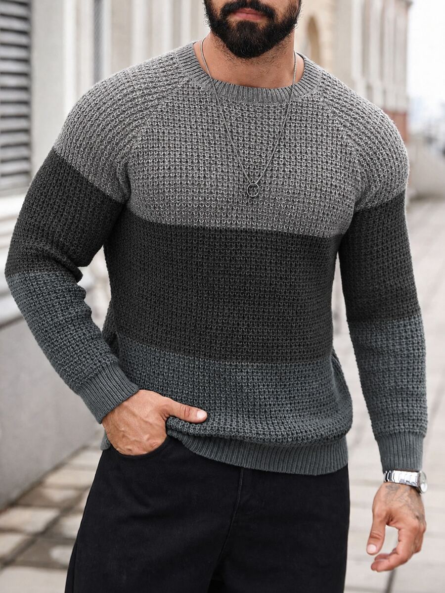 Manfinity Homme Men's Colorblock Raglan Long Sleeve Casual Crew Neck Sweater - Dark Grey - View 1