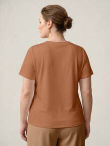 MOTF PREMIUM PLUS SIZE CASUAL 3D TWISTED STRAP EMBROIDERED FLORAL T-SHIRT - Coffee Brown - View 4