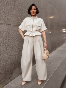 micahgianneli Fashionable Short Utility Shirt, With Two Symmetrical Chest Pockets, Cinched Waist Design, Overall Neat And Practical Summer - Beige - View 3