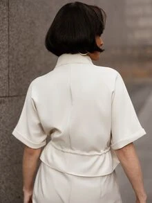 micahgianneli Fashionable Short Utility Shirt, With Two Symmetrical Chest Pockets, Cinched Waist Design, Overall Neat And Practical Summer - Beige - View 2