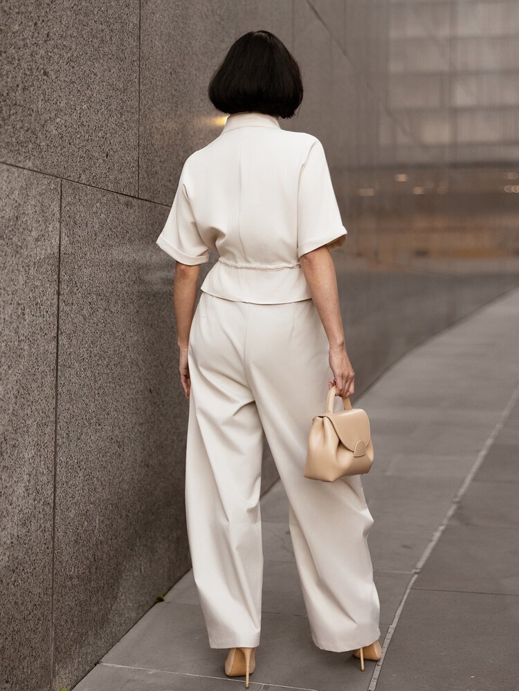 micahgianneli 女士夏季褶裥高腰口袋西装裤，优雅商务休闲通勤阔腿裤 - 杏色 - 查看 2
