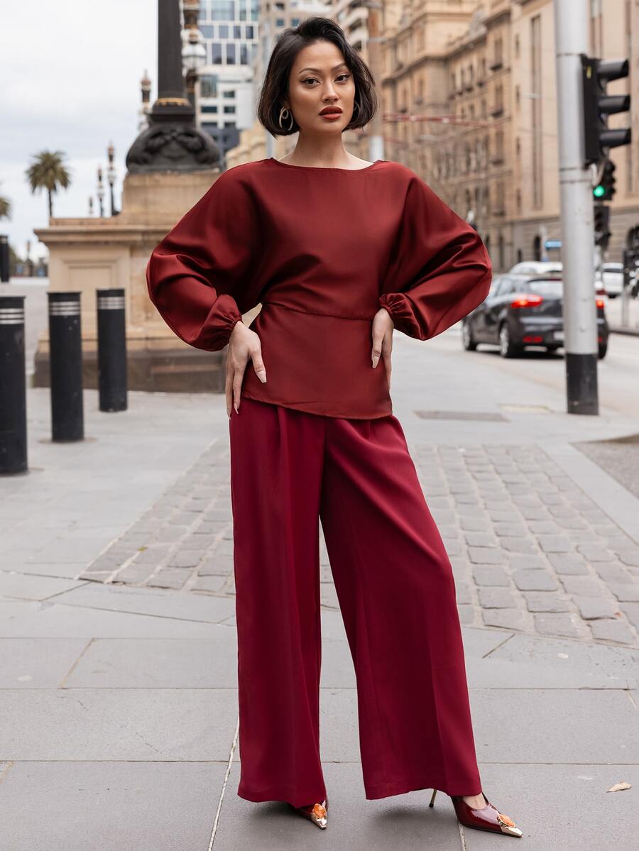 micahgianneli 女款優雅酒紅色上衣，秋季辦公都市通勤圓領蝙蝠袖長袖綁腰X型修身時尚上衣夏季