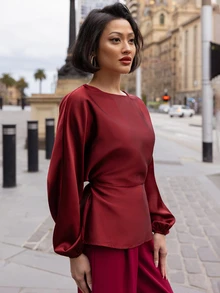 micahgianneli 女款優雅酒紅色上衣，秋季辦公都市通勤圓領蝙蝠袖長袖綁腰X型修身時尚上衣夏季 - 酒紅色 - 查看 4