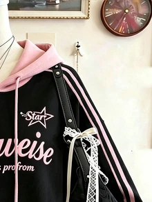 Lalippa Sweatshirt Lengan Panjang Berkerudung Regular Fit Wanita dengan Cetakan Huruf Multi-Warna dan Detail Webbing Bergaris, Gaya Minimalis Modis, Musim Gugur/Dingin, Hadiah untuk Teman - Hitam - View 3