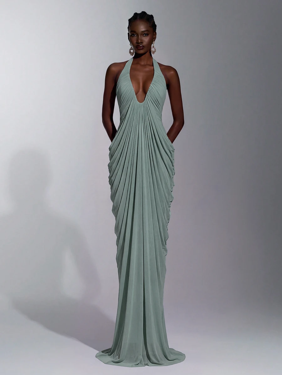 Elitara Elegant Minimalist Fashionable Elastic Mesh Halter Strap Full Body Pleated Long Women's Formal Evening Gown - Green - View 1