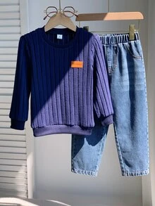 SHEIN 2件組兒童小男孩秋冬休閒羅紋藍色運動衫與藍色牛仔褲套裝，運動衫套裝，秋冬套裝，男孩服裝，校服套裝 - 彩色 - 查看 4