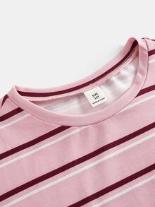 SHEIN Set Atasan dan Celana Pendek Kasual Sehari-hari untuk Anak Perempuan Remaja: Atasan Kaos Longgar dengan Detail Garis Biru dan Sisi Kuning - Kuning - View 3