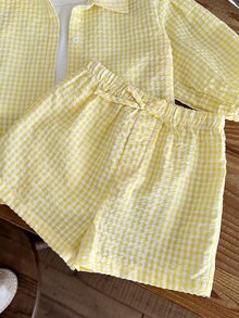 SHEIN LMoss Kids 3件套女婴纹理格子衬衫、针织背心和短裤套装 - 彩色 - 查看 5