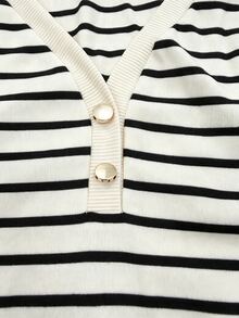 RosyDaze Tank Top Bergaris dengan Kancing Setengah Plaket untuk Liburan Wanita - Aprikot - View 5