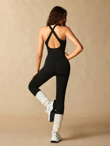VARSIVA Mono deportivo ajustado de color liso con espalda descubierta y cuello halter - Negro - Ver 10