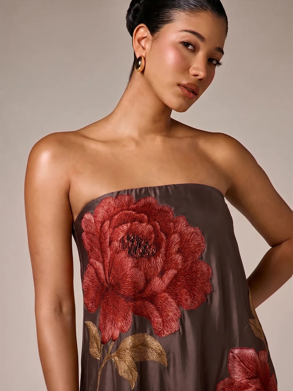 AiiRZ Strapless Maxi Dress With Embroidered Floral Rose Motif