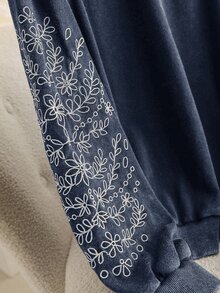 CosyJoli Plus Size Casual Long Sleeve Embroidered Snowflake Washed Loose Fit Crew Neck Pullover Sweatshirt Clothes For Women Flower Spring Fall - Navy Blue - View 4
