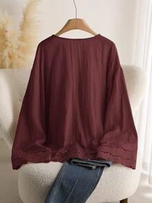 CosyJoli Chemise décontractée à manches longues et col en V avec lien, texture patchwork en dentelle florale, grande taille - Tabac - Voir 2