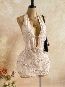 Soleia 2pcs/Set Fitted Shiny Fringe Sequin Halter Top And Mini Skirt Set,Pink Sequin,Summer,70s Retro,Party,Suitable For Music Festivals,Christmas,Halloween - Apricot - View 3