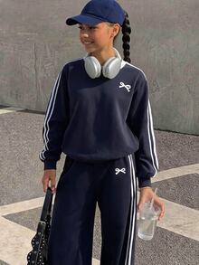 SHEIN Tween女孩秋季深藍色運動風蝴蝶結套裝，甜美休閒街頭風日常穿搭 - 藍色 - 查看 1