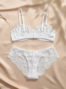 Charlaine Set Bra dan Celana Dalam Wanita - Putih - View 2