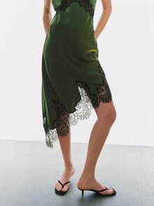 MOTF PREMIUM COLORBLOCK LACE PATCHWORK ASYMMETRICAL HEM SKIRT - Green - View 8