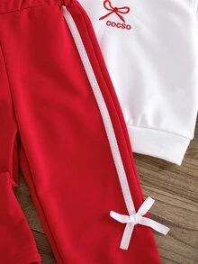 SHEIN 2件組幼女運動休閒套裝，白色配紅蝴蝶結緞帶裝飾，長袖圓領，正裝版型，適合生日派對、秋季公主風舒適運動穿搭 - 紅色 - 查看 5