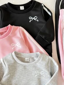 SHEIN Playful Pals 女嬰秋冬可愛蝴蝶結保暖內裡加厚寬鬆圓領長袖衛衣搭配側條紋運動褲 6 件套，休閒舒適多件套裝，適合日常穿著、戶外運動、聚會等多種場合 - 彩色 - 查看 5