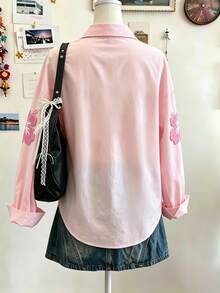 Resyla 女款花卉刺繡落肩長袖單排扣休閒襯衫 - 彩色 - 查看 2