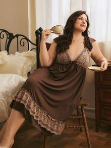 Côtesoire French Elegant Romantic Lace Patchwork Ruffle Hem Comfortable Slimming Knit Plus Size Nightgown - Coffee Brown - View 1