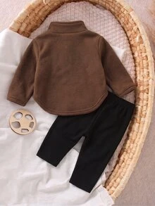 SHEIN 新生兒字母圖案半拉鍊運動衫與長褲套裝 - 棕色 - 查看 2