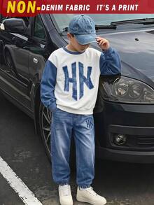 SHEIN Coolqubz 2件組青少年男孩牛仔效果運動衫套裝，胸前藍色圖案印花，酷炫街頭風，適合秋冬、學校、外出穿搭 - 藍白色 - 查看 7