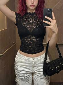 EgrlEra 黑色蕾絲半透性感極簡花邊拼接時尚高端女款夏季T恤，適合萬聖節、約會之夜、夜店、派對 - 黑色 - 查看 1