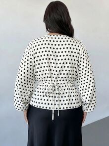 SHEIN PETITE CURVE 大尺碼波點印花蝙蝠袖上衣 秋季款 - 黑與白 - 查看 4