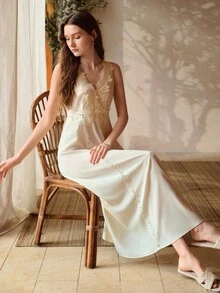MOTF PREMIUM WOMEN'S MINIMALIST CONTRAST LACE SLEEP DRESS - Beige - View 2