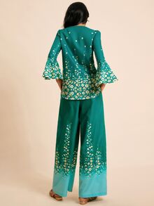 LOTSLUV Women's Early Autumn Elegant Romantic Commute Brunch Green Floral Aqua Green Gradient Small Ditsy V-Neck Bell Sleeve Blouse And Straight Leg Pants Set - Green - View 2
