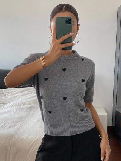DAZY Heart Decor Loose Fit Short Sleeve Round Neck Casual Knit Top For Women, Spring/Autumn