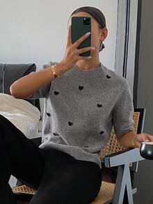 DAZY Heart Decor Loose Fit Short Sleeve Round Neck Casual Knit Top For Women, Spring/Autumn - Grey - View 6