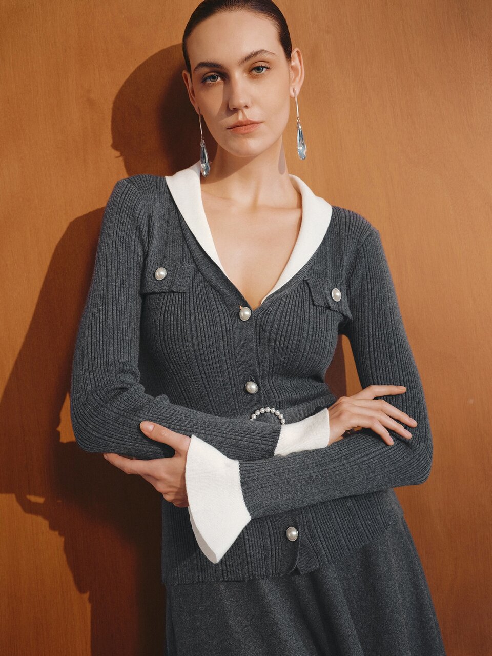 MOTF COLORBLOCK 2 IN 1 BELL SLEEVE SWEATER