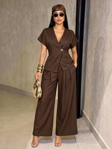 SOLERSUN Setelan Kopi Elegan untuk Wanita, Atasan Lengan Pendek Leher V Model Lilit & Celana Panjang Kaki Lebar Pinggang Tinggi untuk Aktivitas Sehari-hari, Kerja, dan Musim Gugur. - Coffee Brown - View 1