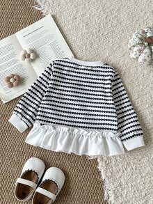 SHEIN Infant Girls Fashion Embroidered Lace Hem Printed Sweatshirt - Black and White - View 3