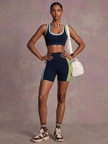 Zivah Setelan Olahraga Wanita Warna Biru Tua dengan Tank Top Pendek dan Celana Pendek Pinggang Tinggi dengan Kantong - Set untuk Gym, Yoga, dan Latihan. - Navy Blue - View 7