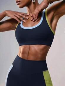 Zivah Setelan Olahraga Wanita Warna Biru Tua dengan Tank Top Pendek dan Celana Pendek Pinggang Tinggi dengan Kantong - Set untuk Gym, Yoga, dan Latihan. - Navy Blue - View 13