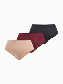 Slumbrini Plus Size Lace Patchwork Panties 3-Piece Set - Multicolor - View 2