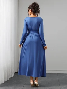 Momance Maternity Solid Color Deep V-Neck Long Sleeve Ruched Fashion Elegant Maternity Dress Photoshoot Formal Baby Blue Autumn - Royal Blue - View 4