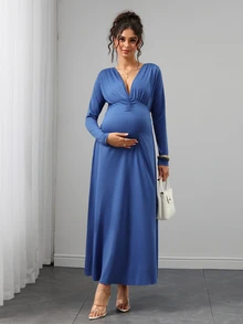 Momance Maternity Solid Color Deep V-Neck Long Sleeve Ruched Fashion Elegant Maternity Dress Photoshoot Formal Baby Blue Autumn - Royal Blue - View 5