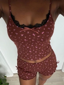 Strévra 2件組女款碎花修身無袖背心上衣與短褲居家服套裝 - 棕色 - 查看 4