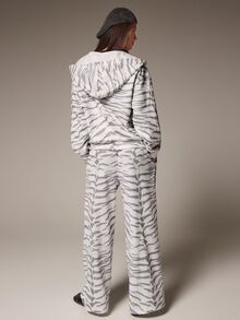 Athîral 2pcs/Set Women's Casual Minimalist Outfit, Zebra Stripe Hoodie & Sweatpants Set For Autumn/Winter, Versatile And Practical For Daily Wear - Multicolor - View 2