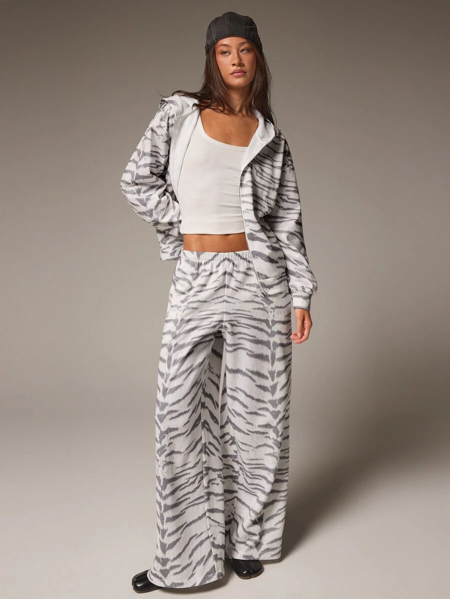 Athîral 2pcs/Set Women's Casual Minimalist Outfit, Zebra Stripe Hoodie & Sweatpants Set For Autumn/Winter, Versatile And Practical For Daily Wear - Multicolor - View 1