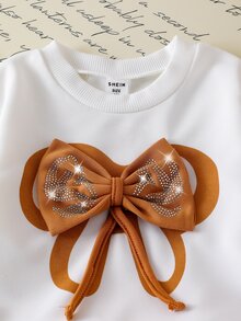 SHEIN Playful Pals Young Girls Sweet Rhinestone 3D Bow Knot White Sweatshirt & Solid Khaki Brown Sweatpants 2pcs Outfit Set Casual Co Ords Back To School Tracksuit - Khaki - View 7