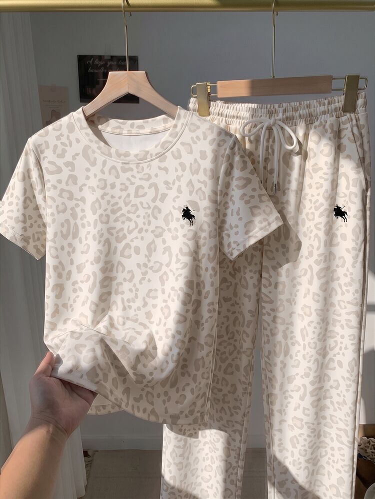 SHEIN EZwear 2pcs/Set Embroidered Round Neck Short Sleeve Top And Striped Print Pants, Casual Athleisure Everyday Lounge Black And White Leopard Print Autumn - Multicolor - View 5