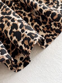 SHEIN Vestido casual para niña con cuello cuadrado, volantes en el bajo y estampado de leopardo tejido - Multicolor - Ver 6